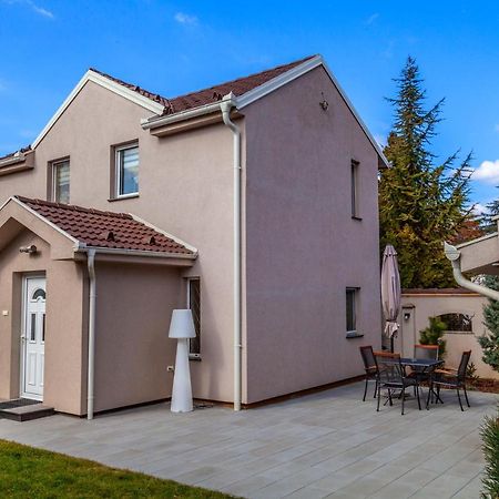 Dc Executive Homes Novi Sad Luaran gambar
