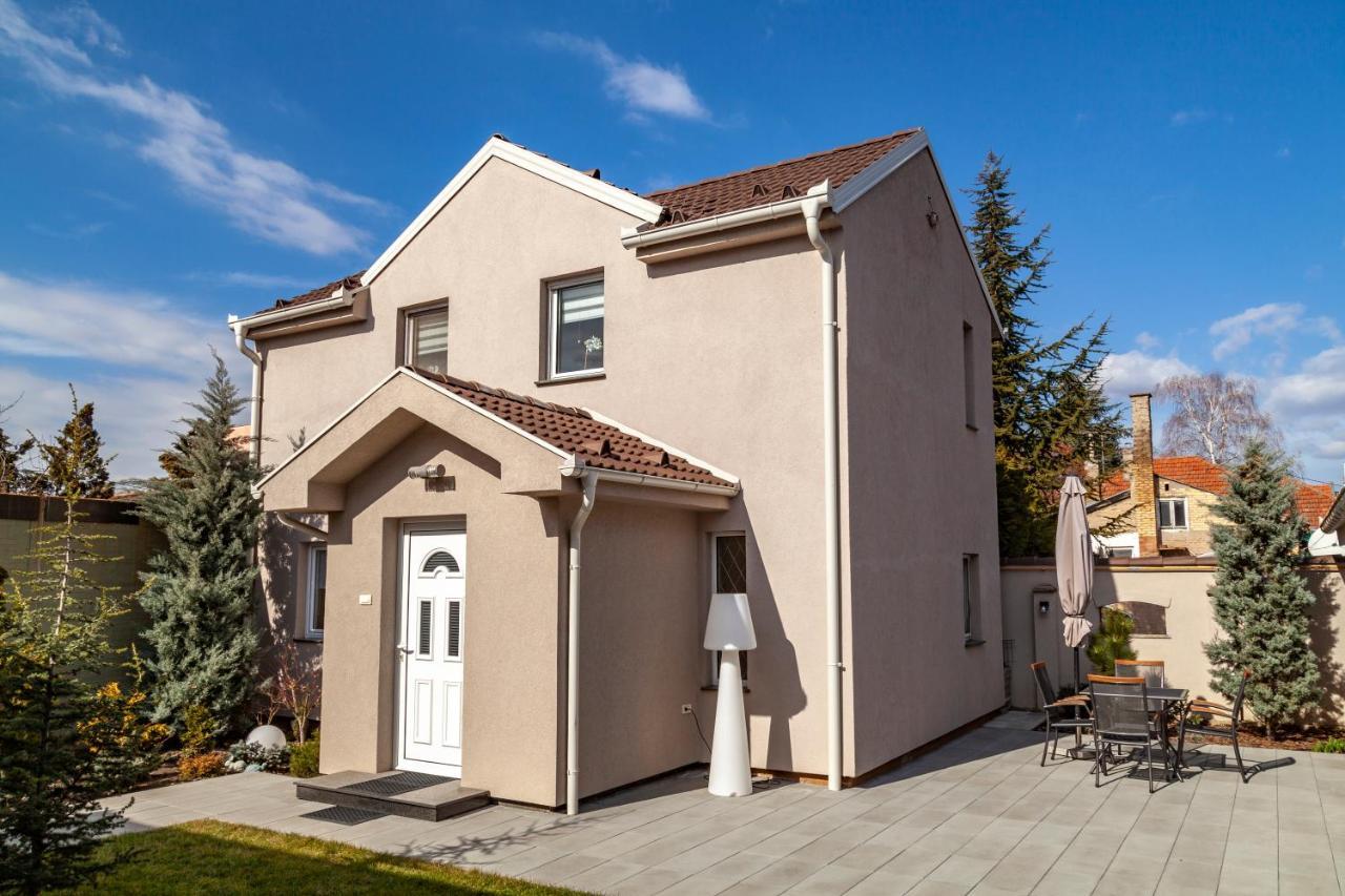 Dc Executive Homes Novi Sad Luaran gambar