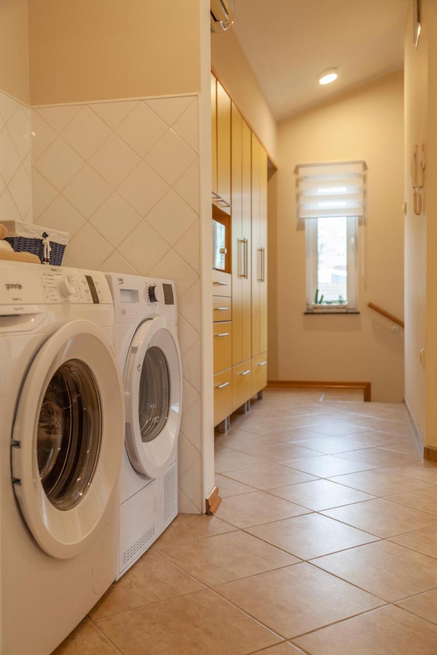 Dc Executive Homes Novi Sad Luaran gambar